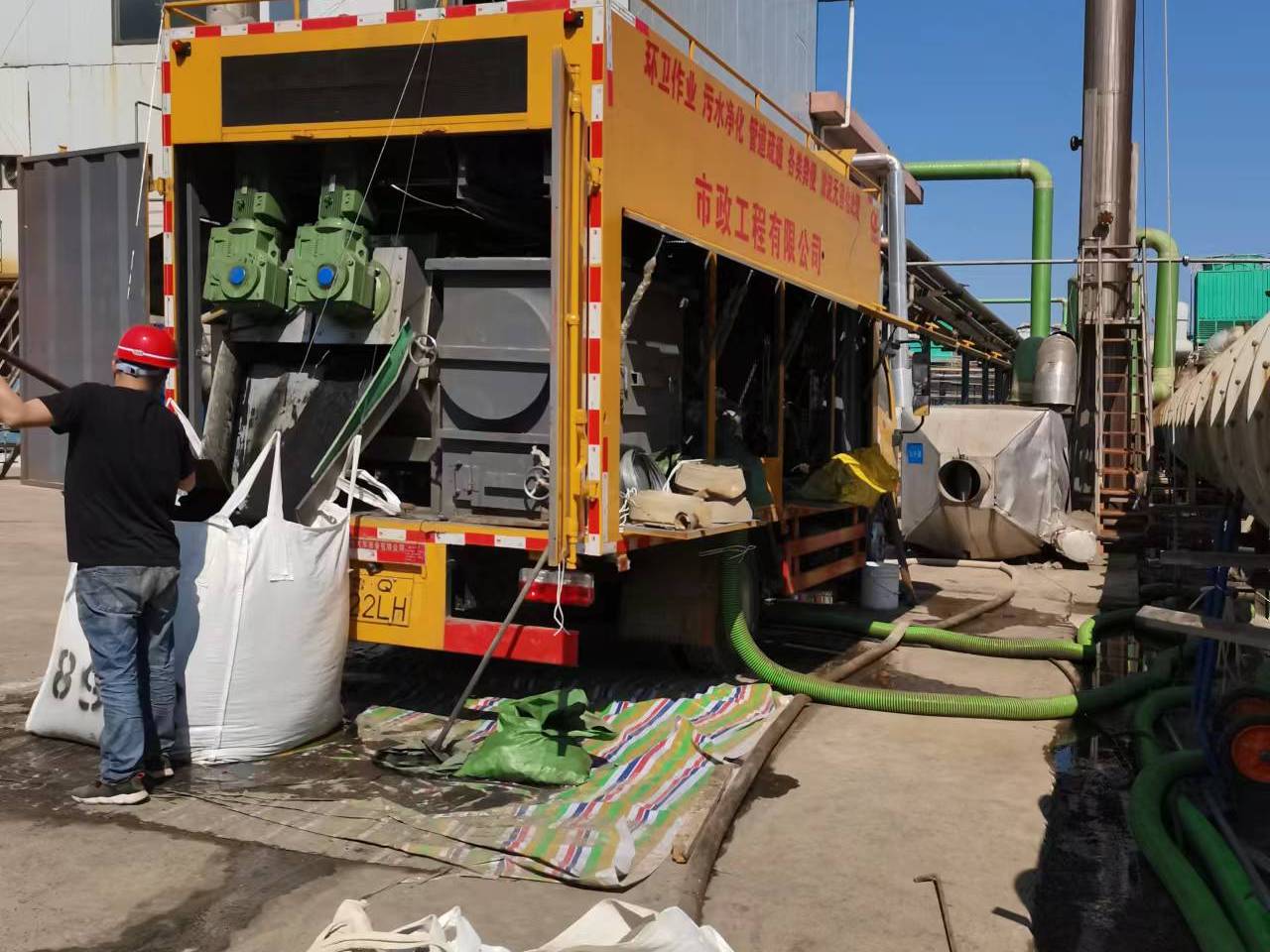 耀州淤泥压干处理